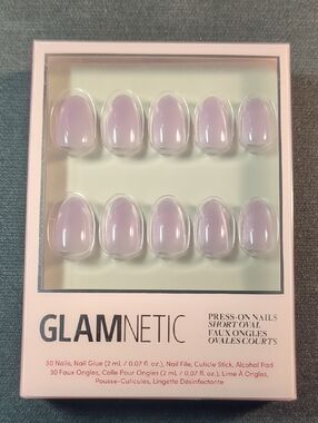 Glamnetic Fairy Dust Short Oval Press-On Nails in Pale Lavender 30nails